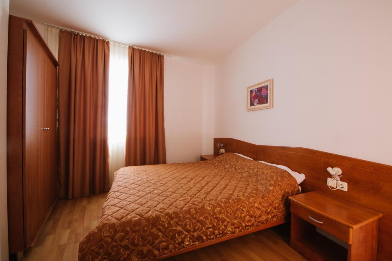 Villa Sunce Podgora Exterior photo